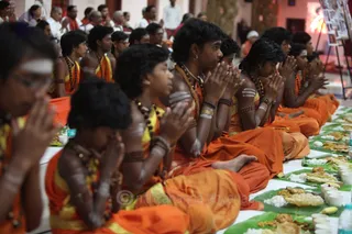 http://nithyananda.org/sites/default/files/photo-gallery/2016-2feb-23rd-nithyananda-diary_IMG_5885_bengaluru-aadheenam-IA-day20-maheshwara-puja-sannyasis.JPG