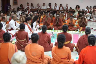 http://nithyananda.org/sites/default/files/photo-gallery/2016-2feb-23rd-nithyananda-diary_IMG_5945_bengaluru-aadheenam-IA-day20-maheshwara-puja-sannyasis.JPG
