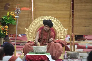 http://nithyananda.org/sites/default/files/photo-gallery/2016-2feb-23rd-nithyananda-diary_IMG_5952_bengaluru-aadheenam-IA-day20-maheshwara-puja-swamiji.JPG