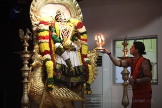 http://nithyananda.org/sites/default/files/photo-gallery/2016-2feb-24th-nithyananda-diary_IMG_6793_bengaluru-aadheenam-IA-day21-glimpses-sharings-participants.JPG