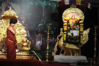 http://nithyananda.org/sites/default/files/photo-gallery/2016-2feb-24th-nithyananda-diary_IMG_7079_bengaluru-aadheenam-IA-day21-energy-darshan-swamiji.JPG