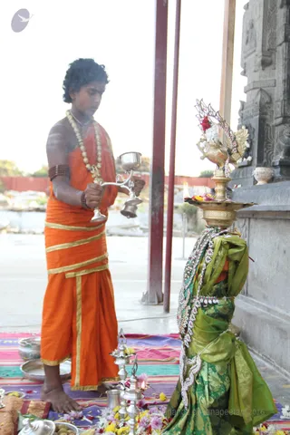 http://nithyananda.org/sites/default/files/photo-gallery/2016-2feb-24th-nithyananda-diary_IMG_7138_bengaluru-aadheenam-IA-day21-nithyanandeshwara-temple-villakupuja-gurukul.JPG