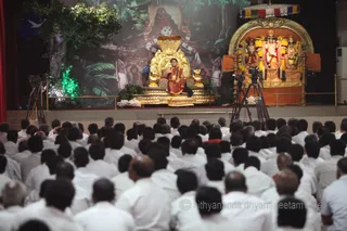 http://nithyananda.org/sites/default/files/photo-gallery/2016-2feb-27th-nithyananda-diary_IMG_7554_bengaluru-aadheenam-shiva-deeksha-program-swamiji.JPG