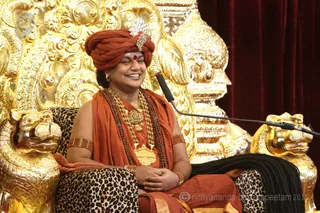 http://nithyananda.org/sites/default/files/photo-gallery/2016-2feb-3rd-nithyananda-diary_IMG_0349_bengaluru-aadheenam-nithya-satsang-swamiji.JPG