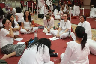 http://nithyananda.org/sites/default/files/photo-gallery/2016-2feb-4th-nithyananda-diary_IMG_9896_bengaluru-aadheenam-IA-day1-sessions-participants.JPG