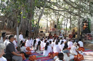 http://nithyananda.org/sites/default/files/photo-gallery/2016-2feb-5th-nithyananda-diary_IMG_0114_bengaluru-aadheenam-IA-day2-banyantree-session-swamiji.JPG