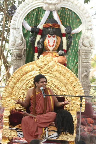 http://nithyananda.org/sites/default/files/photo-gallery/2016-2feb-5th-nithyananda-diary_IMG_0567_bengaluru-aadheenam-IA-day2-banyantree-session-swamiji.JPG