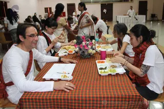 http://nithyananda.org/sites/default/files/photo-gallery/2016-2feb-9th-nithyananda-diary_IMG_0898_bengaluru-aadheenam-IA-day6-session-sattvic-food-participants.JPG
