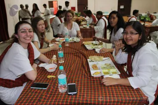 http://nithyananda.org/sites/default/files/photo-gallery/2016-2feb-9th-nithyananda-diary_IMG_0904_bengaluru-aadheenam-IA-day6-session-sattvic-food-participants.JPG
