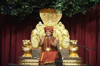 http://nithyananda.org/sites/default/files/photo-gallery/2016-3mar-13th-nithyananda-diary_IMG_3737_bengaluru-aadheenam-lsp-session-10-swamiji.JPG