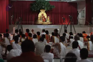 http://nithyananda.org/sites/default/files/photo-gallery/2016-3mar-13th-nithyananda-diary_IMG_3855_bengaluru-aadheenam-lsp-session-10-swamiji.JPG