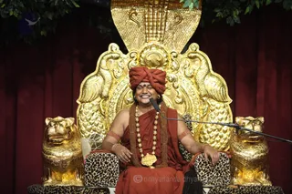 http://nithyananda.org/sites/default/files/photo-gallery/2016-3mar-13th-nithyananda-diary_IMG_3906_bengaluru-aadheenam-lsp-session-10-swamiji.JPG