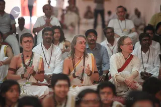 http://nithyananda.org/sites/default/files/photo-gallery/2016-3mar-13th-nithyananda-diary_IMG_3928_bengaluru-aadheenam-lsp-session-10-crowd-participants.JPG