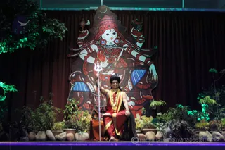 http://nithyananda.org/sites/default/files/photo-gallery/2016-3mar-15th-nithyananda-diary_IMG_4261_bengaluru-aadheenam-IA-day1-opening-darshan--swamiji.jpg