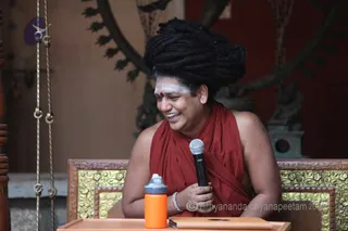 http://nithyananda.org/sites/default/files/photo-gallery/2016-3mar-18th-nithyananda-diary_IMG_4597_bengaluru-aadheenam-IA-day4-iateamily-session-swamiji.JPG