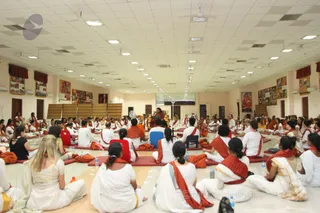 http://nithyananda.org/sites/default/files/photo-gallery/2016-3mar-24th-nithyananda-diary_IMG_5366_bengaluru-aadheenam-IA-day10-shivoham-process-swamiji.JPG