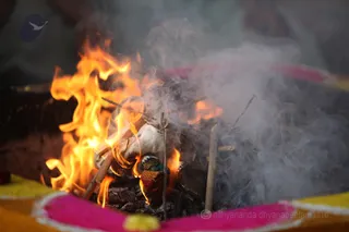 http://nithyananda.org/sites/default/files/photo-gallery/2016-3mar-26th-nithyananda-diary_IMG_5470_bengaluru-aadheenam-IA-day12-temple-rudra-homa.JPG