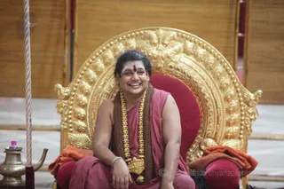 http://nithyananda.org/sites/default/files/photo-gallery/2016-3mar-30th-nithyananda-diary_IMG_6729_bengaluru-aadheenam-IA-day16-maheshwara-puja-swamiji_0.jpg