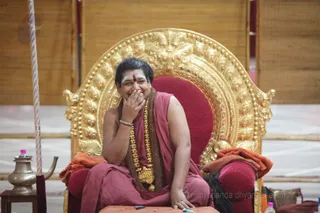 http://nithyananda.org/sites/default/files/photo-gallery/2016-3mar-30th-nithyananda-diary_IMG_6731_bengaluru-aadheenam-IA-day16-maheshwara-puja-swamiji_0.jpg