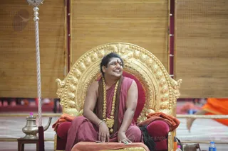 http://nithyananda.org/sites/default/files/photo-gallery/2016-3mar-30th-nithyananda-diary_IMG_6742_bengaluru-aadheenam-IA-day16-maheshwara-puja-swamiji.jpg