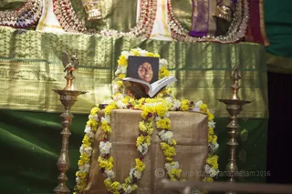 http://nithyananda.org/sites/default/files/photo-gallery/2016-3mar-3rd-nithyananda-diary_IMG_9105_bengaluru-aadheenam-aadi-shaivam-tamil-satsang-jivanmukthi-7yranniversary-puja.jpg