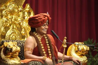 http://nithyananda.org/sites/default/files/photo-gallery/2016-4apr-10th-nithyananda-diary_IMG_8364_bengaluru-aadheenam-lsp-session13-swamiji.jpg