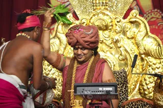 http://nithyananda.org/sites/default/files/photo-gallery/2016-4apr-10th-nithyananda-diary_IMG_8951_bengaluru-aadheenam-shiva-deeksha-swamiji.jpg