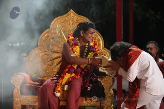 http://nithyananda.org/sites/default/files/photo-gallery/2016-4apr-1st-nithyananda-diary_IMG_7246-bengaluru-aadheenam-IA-day18-sri-vidya-homa-swamiji.jpg