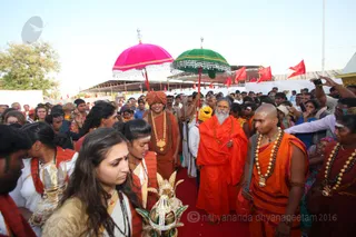 http://nithyananda.org/sites/default/files/photo-gallery/2016-4apr-23rd-nithyananda-diary_IMG_2725_ujjain-aadheenam-kumbh-mela-temple-camp-inauguration-swamiji.jpg