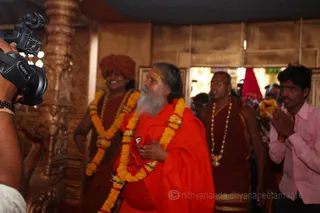 http://nithyananda.org/sites/default/files/photo-gallery/2016-4apr-23rd-nithyananda-diary_IMG_2755_ujjain-aadheenam-kumbh-mela-temple-camp-inauguration-swamiji.jpg