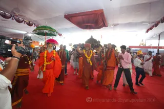 http://nithyananda.org/sites/default/files/photo-gallery/2016-4apr-23rd-nithyananda-diary_IMG_2760_ujjain-aadheenam-kumbh-mela-temple-camp-inauguration-swamiji.jpg