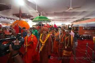 http://nithyananda.org/sites/default/files/photo-gallery/2016-4apr-23rd-nithyananda-diary_IMG_2770_ujjain-aadheenam-kumbh-mela-temple-camp-inauguration-swamiji.jpg