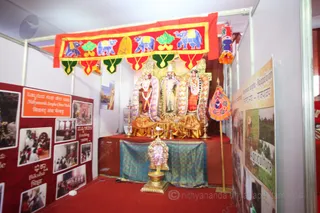 All Indian and international Nithyanandeshwara Temples are represented with a beautiful, jeweled Deity and information about the temple.