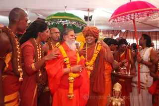 http://nithyananda.org/sites/default/files/photo-gallery/2016-4apr-23rd-nithyananda-diary_IMG_2823_ujjain-aadheenam-kumbh-mela-temple-camp-inauguration-swamiji.jpg
