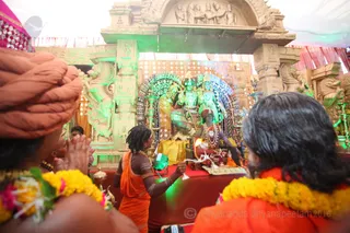 http://nithyananda.org/sites/default/files/photo-gallery/2016-4apr-23rd-nithyananda-diary_IMG_2839_ujjain-aadheenam-kumbh-mela-temple-camp-inauguration-swamiji.jpg