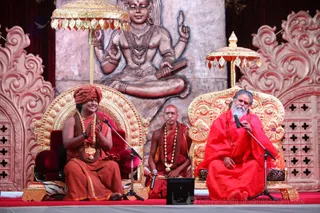 http://nithyananda.org/sites/default/files/photo-gallery/2016-4apr-23rd-nithyananda-diary_IMG_3036_ujjain-aadheenam-kumbh-mela-camp-inauguration-press-swamiji.jpg