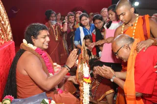 http://nithyananda.org/sites/default/files/photo-gallery/2016-4apr-26th-nithyananda-diary_IMG_1816_ujjain-aadheenam-kumbh-mela-kalpataru-darshan-swamiji.jpg