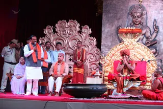 http://nithyananda.org/sites/default/files/photo-gallery/2016-4apr-26th-nithyananda-diary_IMG_4603_ujjain-aadheenam-kumbh-mela-kalpataru-darshan-swamiji_0.jpg