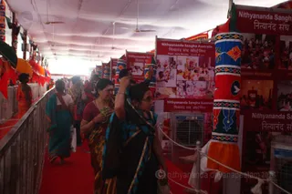 http://nithyananda.org/sites/default/files/photo-gallery/2016-4apr-27th-nithyananda-diary_IMG_4662_ujjain-aadheenam-kumbh-around-camp.jpg