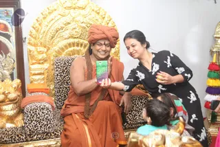 http://nithyananda.org/sites/default/files/photo-gallery/2016-4apr-28th-nithyananda-diary_IMG_5131_ujjain-aadheenam-kumbh-vip-visits-swamiji.jpg