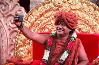 http://nithyananda.org/sites/default/files/photo-gallery/2016-4apr-29th-nithyananda-diary_IMG_5398_ujjain-aadheenam-kumbh-mela-kalpataru-darshan-swamiji.jpg