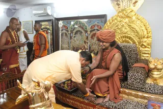 http://nithyananda.org/sites/default/files/photo-gallery/2016-4apr-29th-nithyananda-diary_IMG_5664_ujjain-aadheenam-kumbh-mela-vip-visit-swamiji.jpg