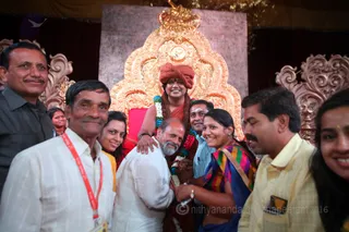 http://nithyananda.org/sites/default/files/photo-gallery/2016-4apr-30th-nithyananda-diary_IMG_5579_ujjain-aadheenam-kumbh-mela-kalpataru-darshan-swamiji_0.jpg