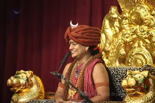 http://nithyananda.org/sites/default/files/photo-gallery/2016-4apr-3rd-nithyananda-diary_IMG_7489_bengaluru-aadheenam-IA-day20-conscious-shift-webinar-swamiji.jpg