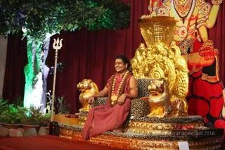 http://nithyananda.org/sites/default/files/photo-gallery/2016-4apr-4th-nithyananda-diary_IMG_8078_bengaluru-aadheenam-IA-day21-energy-darshan-swamiji.jpg