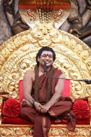 http://nithyananda.org/sites/default/files/photo-gallery/2016-5may-10th-nithyananda-diary_IMG_2986_ujjain-aadheenam-kumbh-mela-shuddhadvaita-process-swamiji.jpg