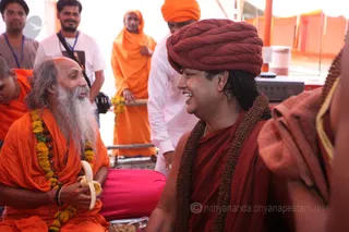 http://nithyananda.org/sites/default/files/photo-gallery/2016-5may-13th-nithyananda-diary_IMG_4309_ujjain-aadheenam-kumbh-mela-bandara-swamiji.jpg