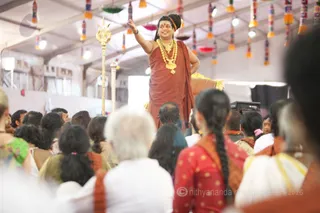 http://nithyananda.org/sites/default/files/photo-gallery/2016-5may-15th-nithyananda-diary_IMG_5956_ujjain-aadheenam-kumbh-mela-mandala-process-swamiji.jpg