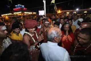 http://nithyananda.org/sites/default/files/photo-gallery/2016-5may-16th-nithyananda-diary_IMG_6823_ujjain-aadheenam-kumbh-mela-bandara-swamiji.jpg