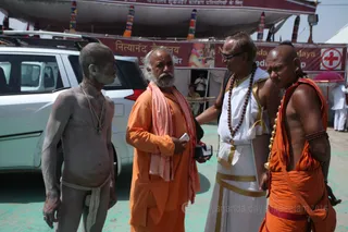 http://nithyananda.org/sites/default/files/photo-gallery/2016-5may-17th-nithyananda-diary_IMG_6840_ujjain-aadheenam-kumbh-nithyananda-devasthanam.jpg